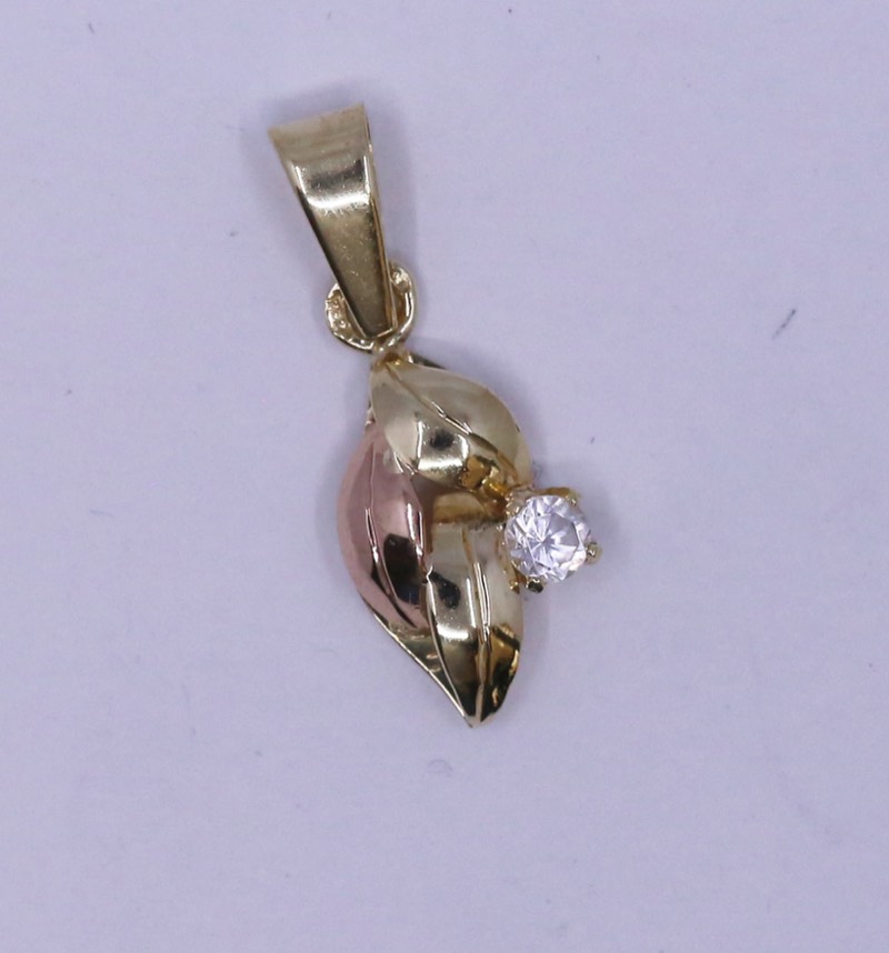 Zlatý přívěsek s kamínkem - výkup šperků