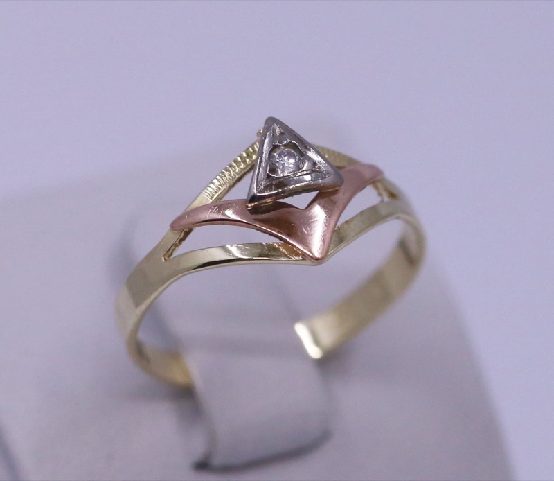 Tricolor zlatý prsten - výkup zlata